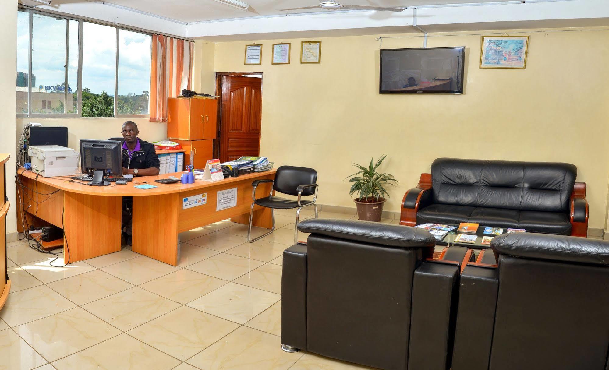 Diamond Plaza Apartments Nairobi Bagian luar foto